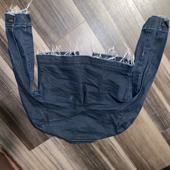 Charlotte Russe Dark Blue Cropped Denim Jacket - Picture 6 of 8